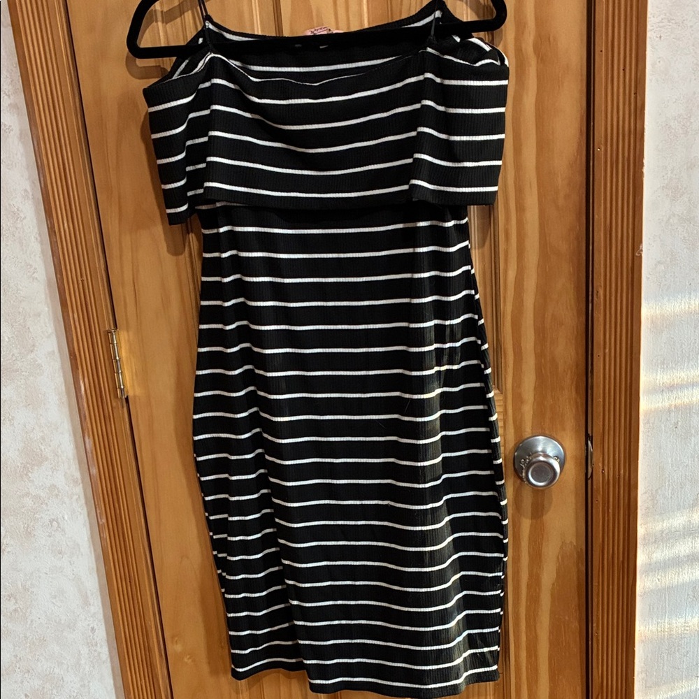 Chic Juicy Couture Black & White Striped Cold Shoulder Dress - Size L